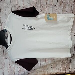 There Abouts Boy's logo love is power tee shirt xs nwt